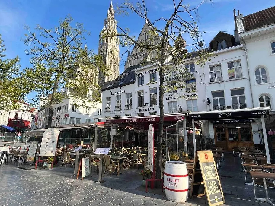 Cozy Antwerp - Cityview Studio Free Parking Apartment